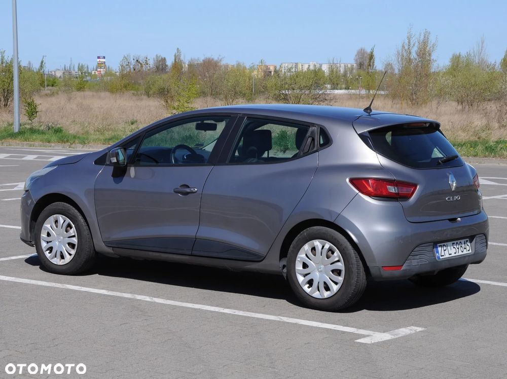 Renault Clio 1.2 16V Expression - 4