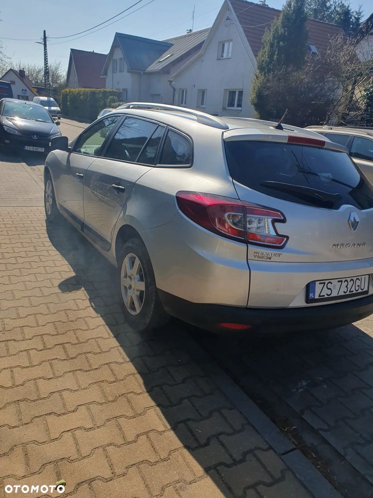 Renault Megane 1.5 dCi Dynamique - 4