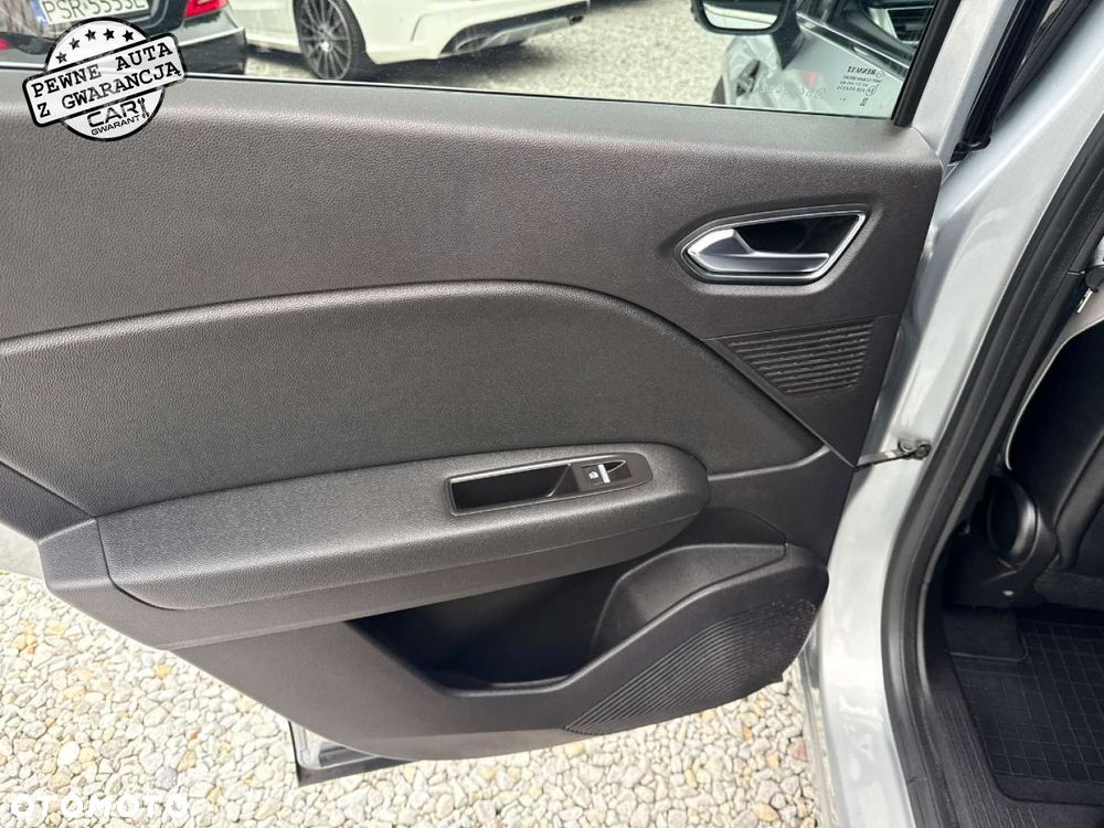 Renault Captur - 16