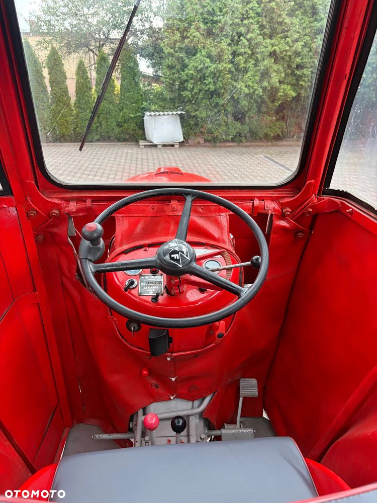 Massey Ferguson 25 - 23