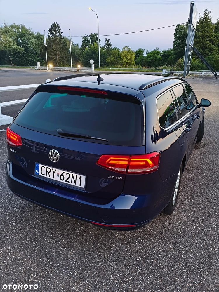Volkswagen Passat - 9