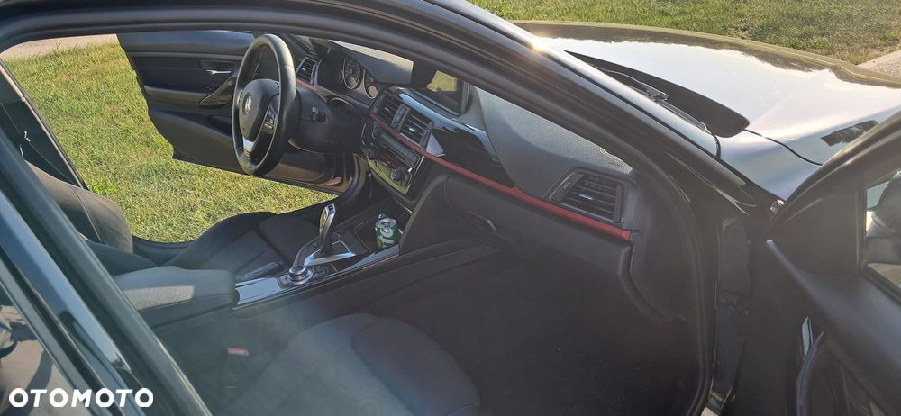 BMW Seria 3 318d - 9
