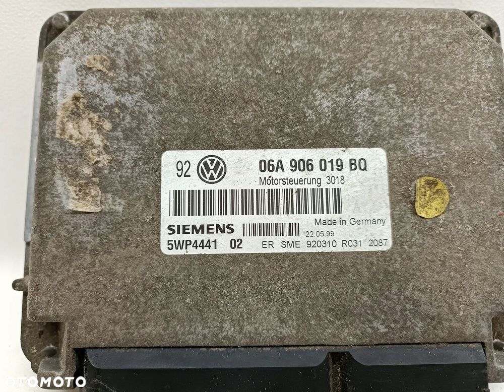 KOMPUTER SILNIKA STEROWNIK VW GOLF IV 1.6 06A906019BQ - 3