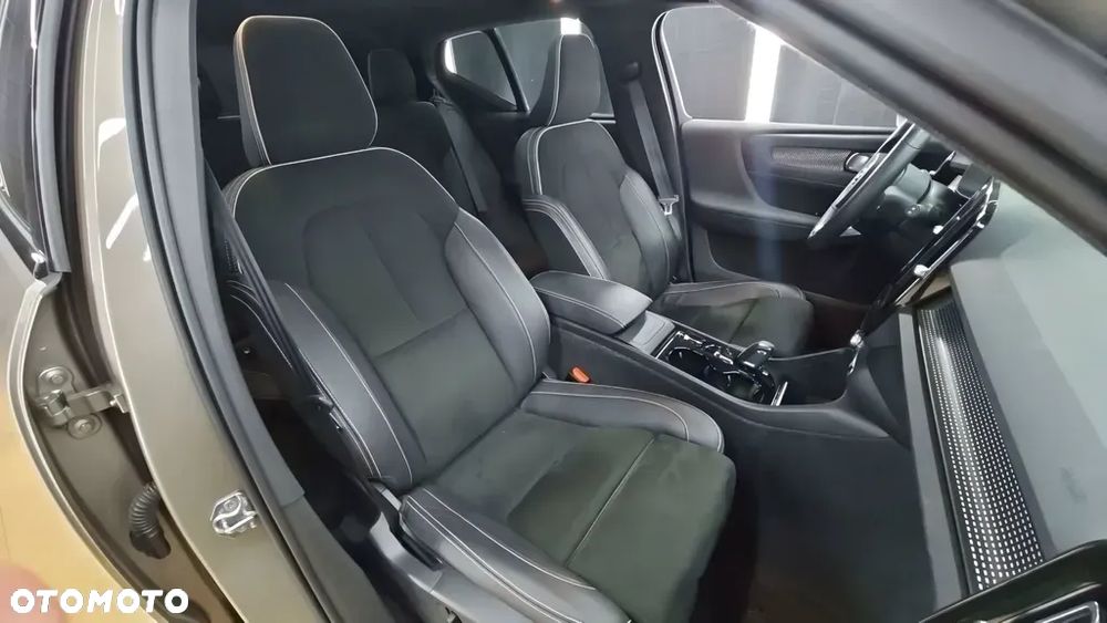 Volvo XC 40 T5 AWD Geartronic R-Design - 9
