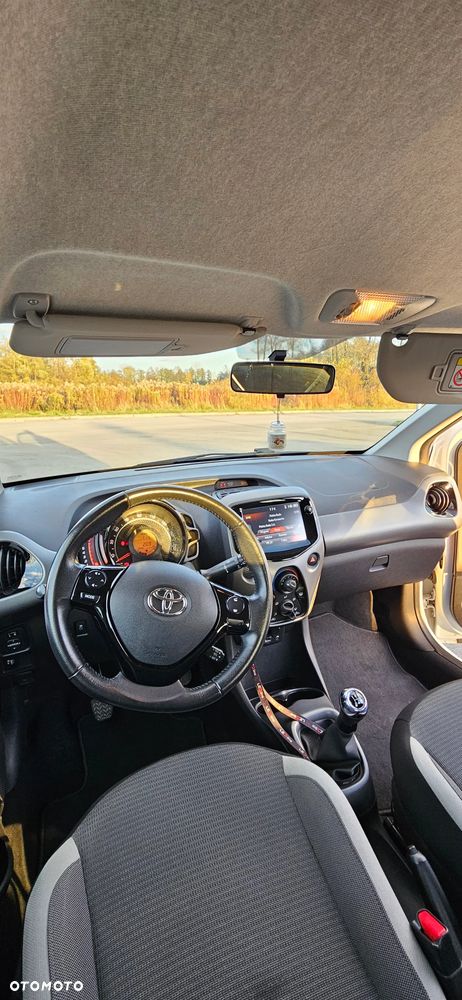 Toyota Aygo 1.0 VVT-i Color Edition - 15