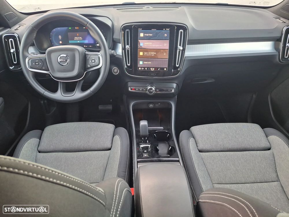 Volvo XC 40 2.0 B3 Black Edition - 13