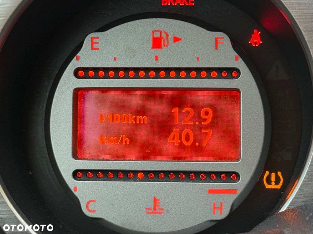 Nissan 370 Z 3.7 V6 - 16