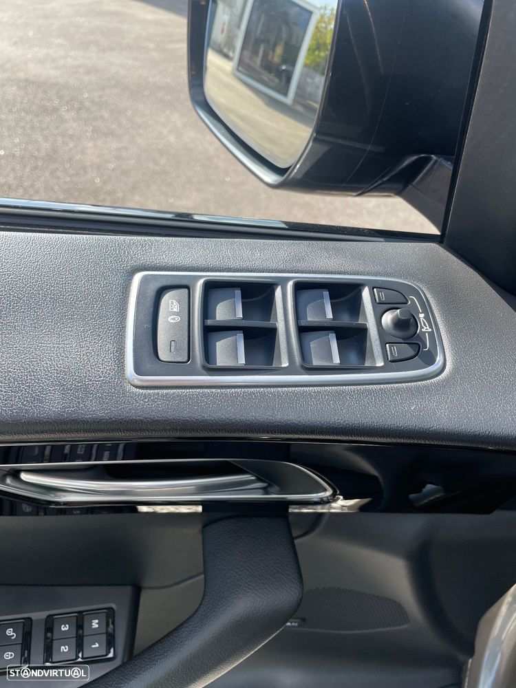 Jaguar F-Pace 2.0 i4D R-Sport Aut. - 29