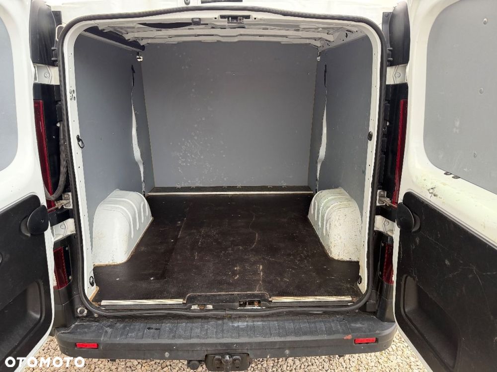 Renault Trafic - 14