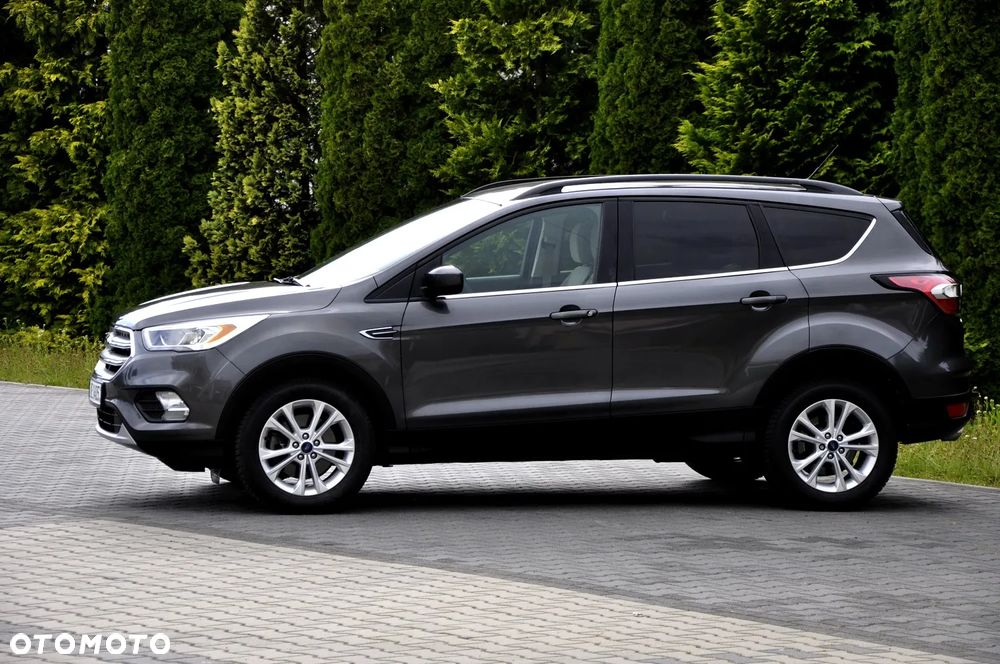 Ford Kuga 1.5 EcoBoost 4WD Trend - 3