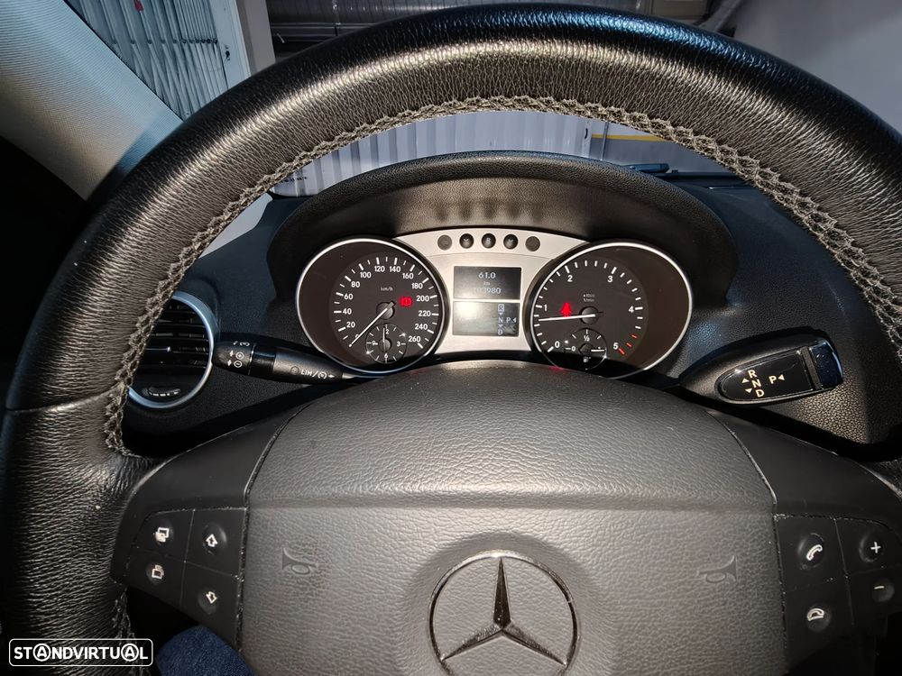 Mercedes-Benz ML 320 CDi - 10