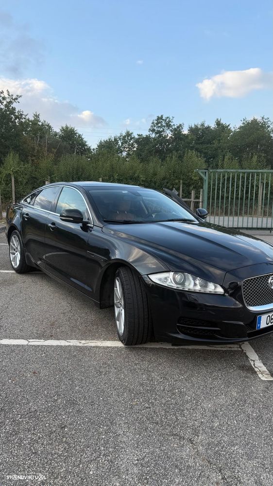 Jaguar XJ 3.0 D V6 Luxury - 4