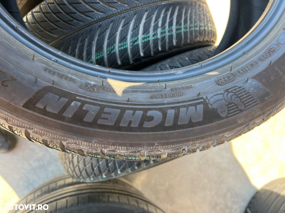 vând 4 anvelope 225/55/18 Michelin de iarnă ca noi - 7