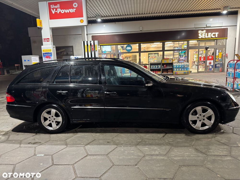 Mercedes-Benz Klasa E 320 CDI T Avantgarde - 4