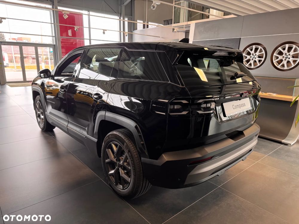 Jeep Compass 1.2 T3 mHEV Altitude FWD DCT - 4