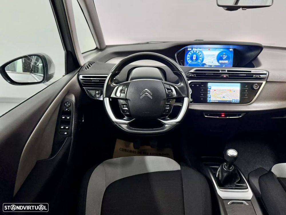 Citroën C4 Picasso 1.6 e-HDi Exclusive - 24