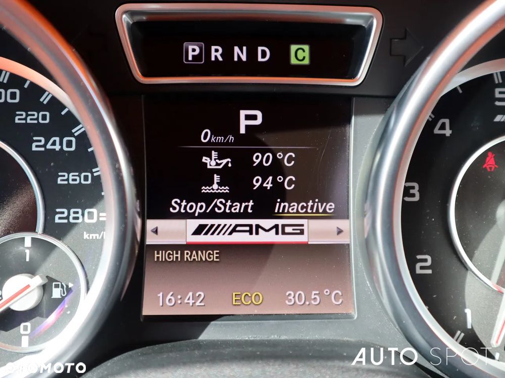Mercedes-Benz Klasa G 63 AMG AMG SPEEDSHIFT 7G-TRONIC - 30