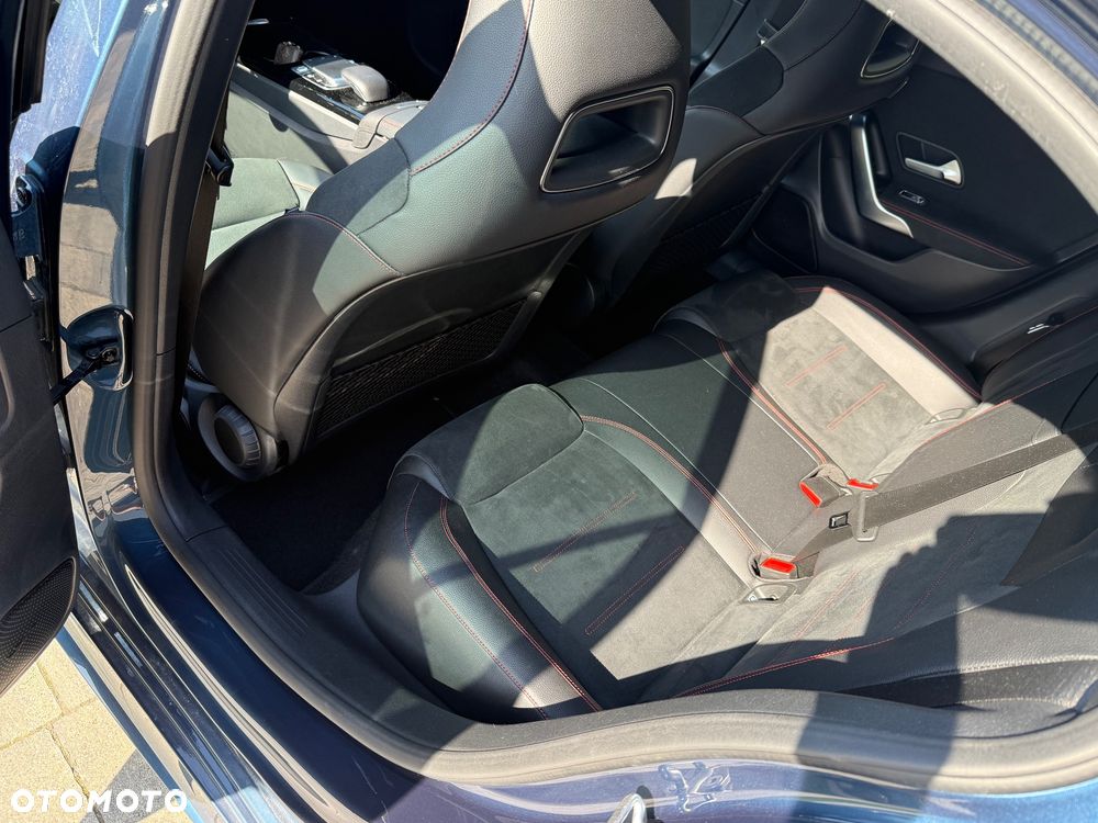 Mercedes-Benz Klasa A 200 d AMG Line 8G-DCT - 8