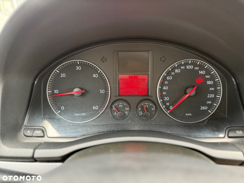 Volkswagen Jetta - 23