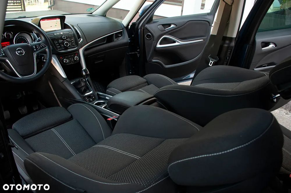 Opel Zafira 2.0 D (CDTI ecoFLEX) Start/Stop Active - 29