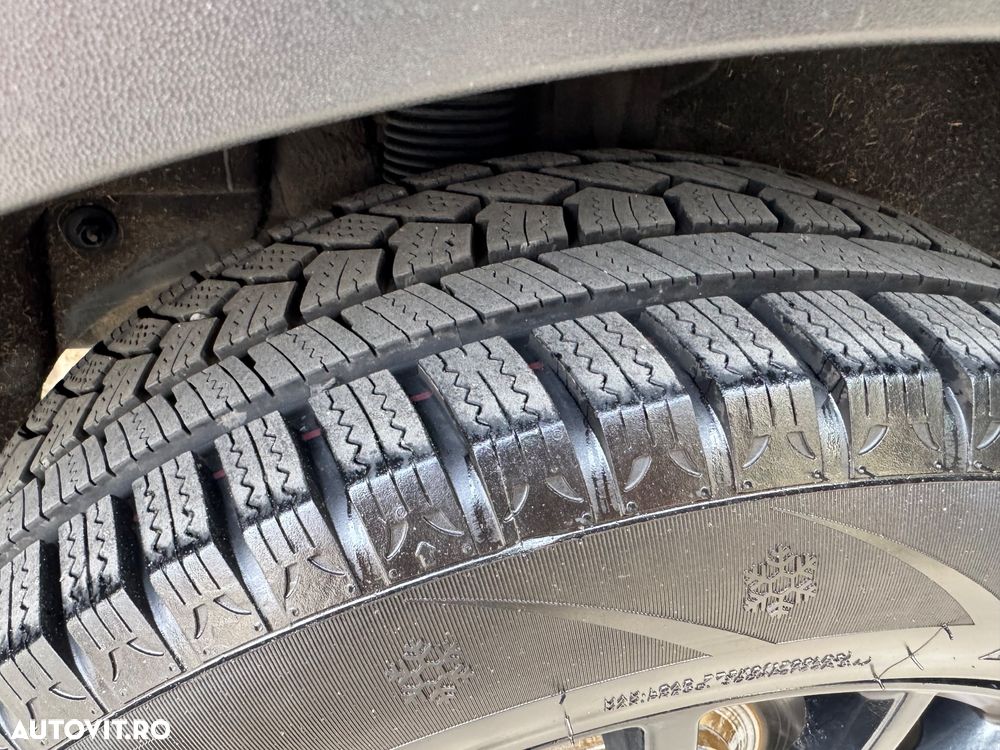 Hyundai Tucson blue 1.7 CRDi 2WD DCT Premium - 29