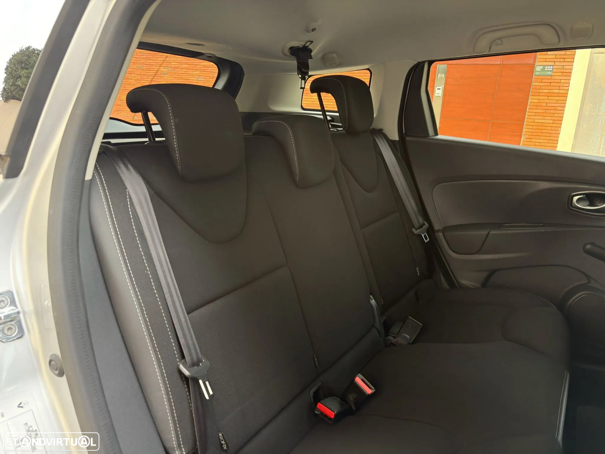 Renault Clio Sport Tourer 0.9 TCe Limited Edition - 12