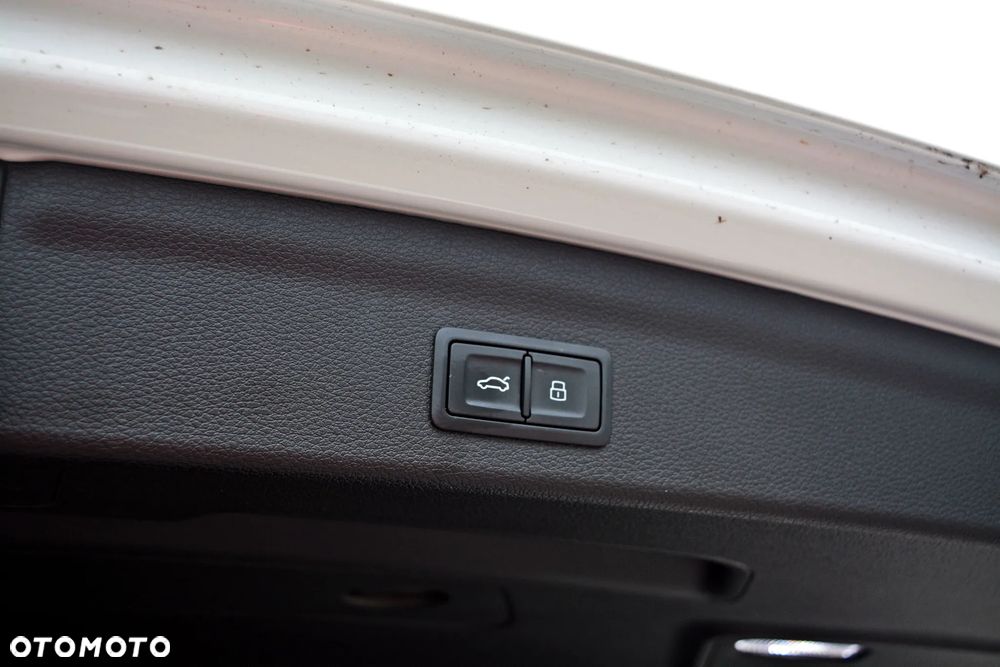 Audi Q3 45 TFSI quattro S tronic S line - 11