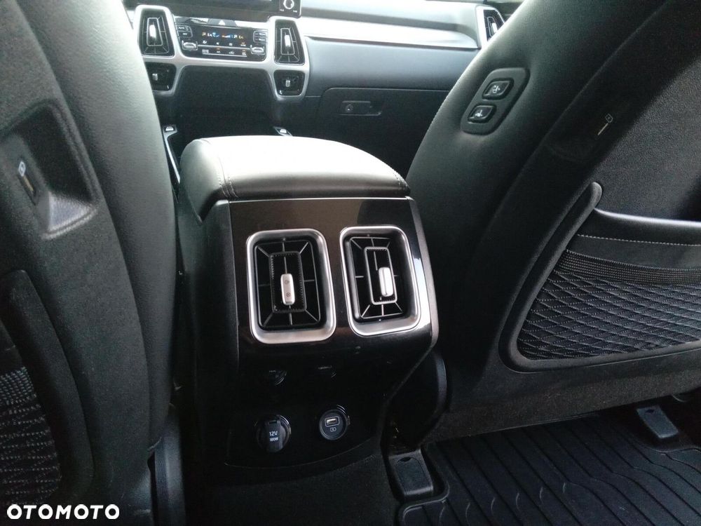 Kia Sorento 1.6 T-GDI HEV XL - 32