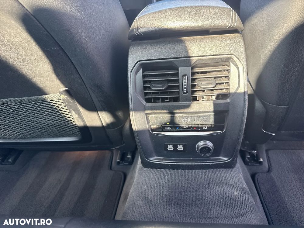 BMW Seria 3 320d Aut. Luxury Line - 15