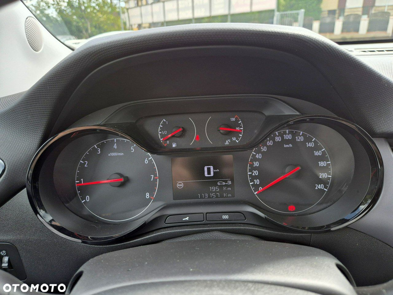 Opel Crossland - 14