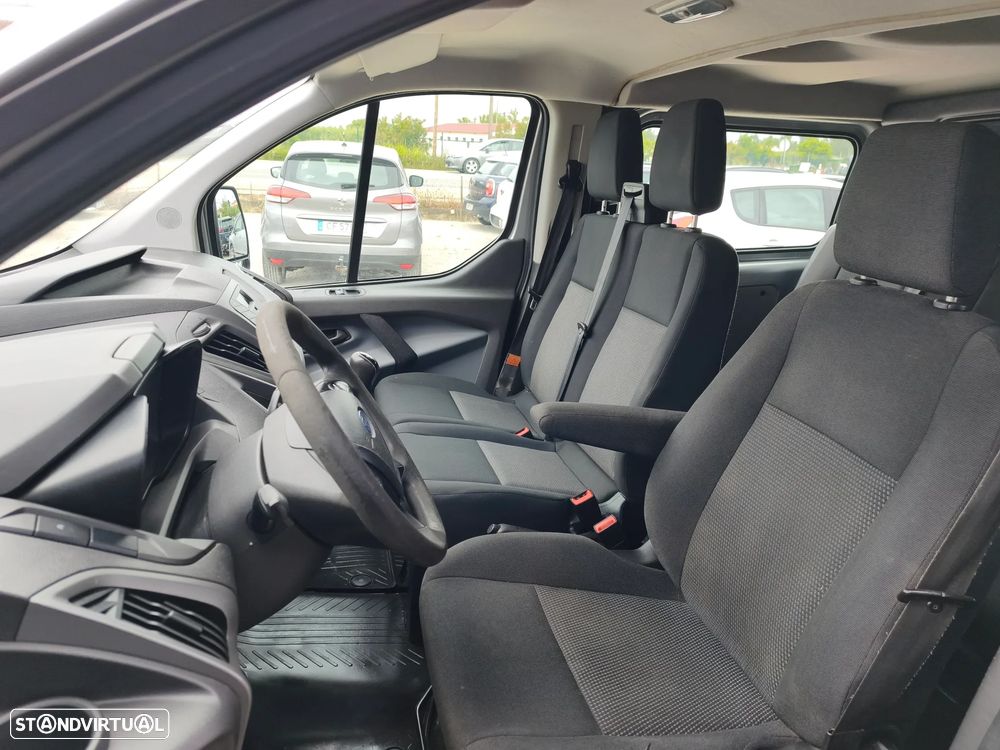 Ford Transit Custom 2.2 TDCI 6 Lugares - 12