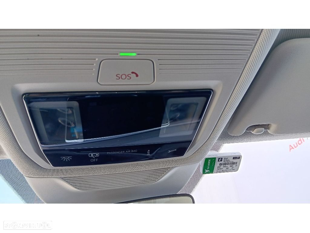 VW Passat Variant - 21