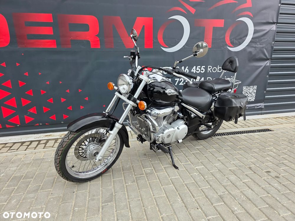 Suzuki Intruder - 4