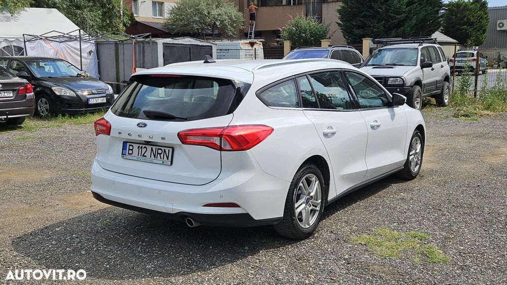 Ford Focus 1.0 EcoBoost Active Business - 6
