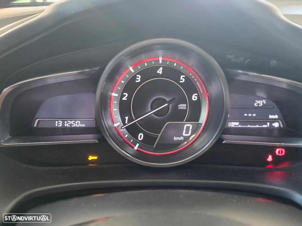 Mazda 3 Hatchback 1.5 Sky-D Excellence Pack HT Navi - 12