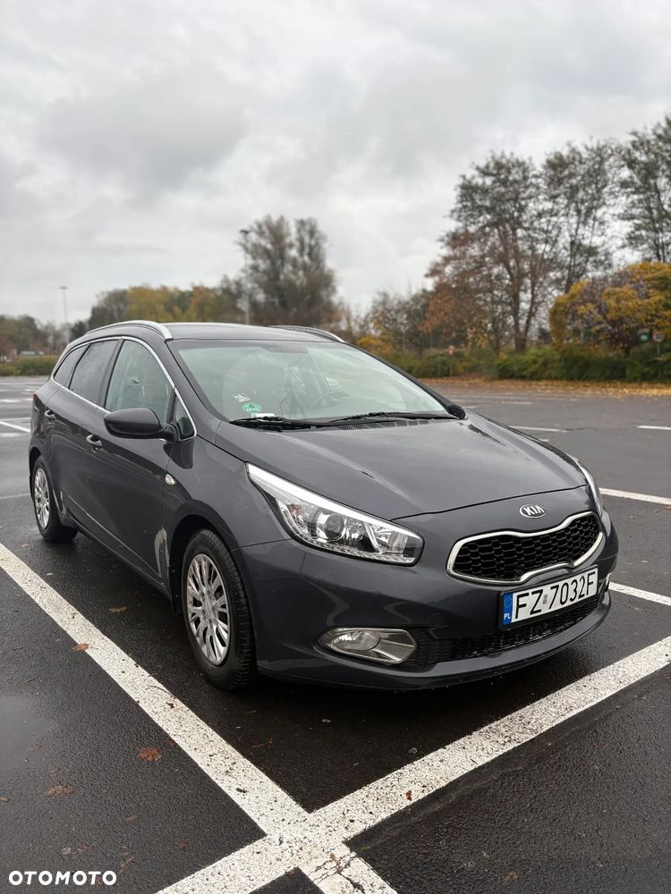 Kia Ceed 1.6 GDI Business Line - 1