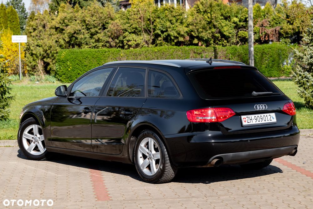 Audi A4 Avant 2.0 TFSI Attraction - 13
