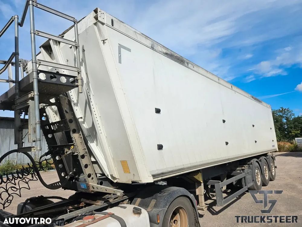 Schmitz Cargobull SGF S3 - 1