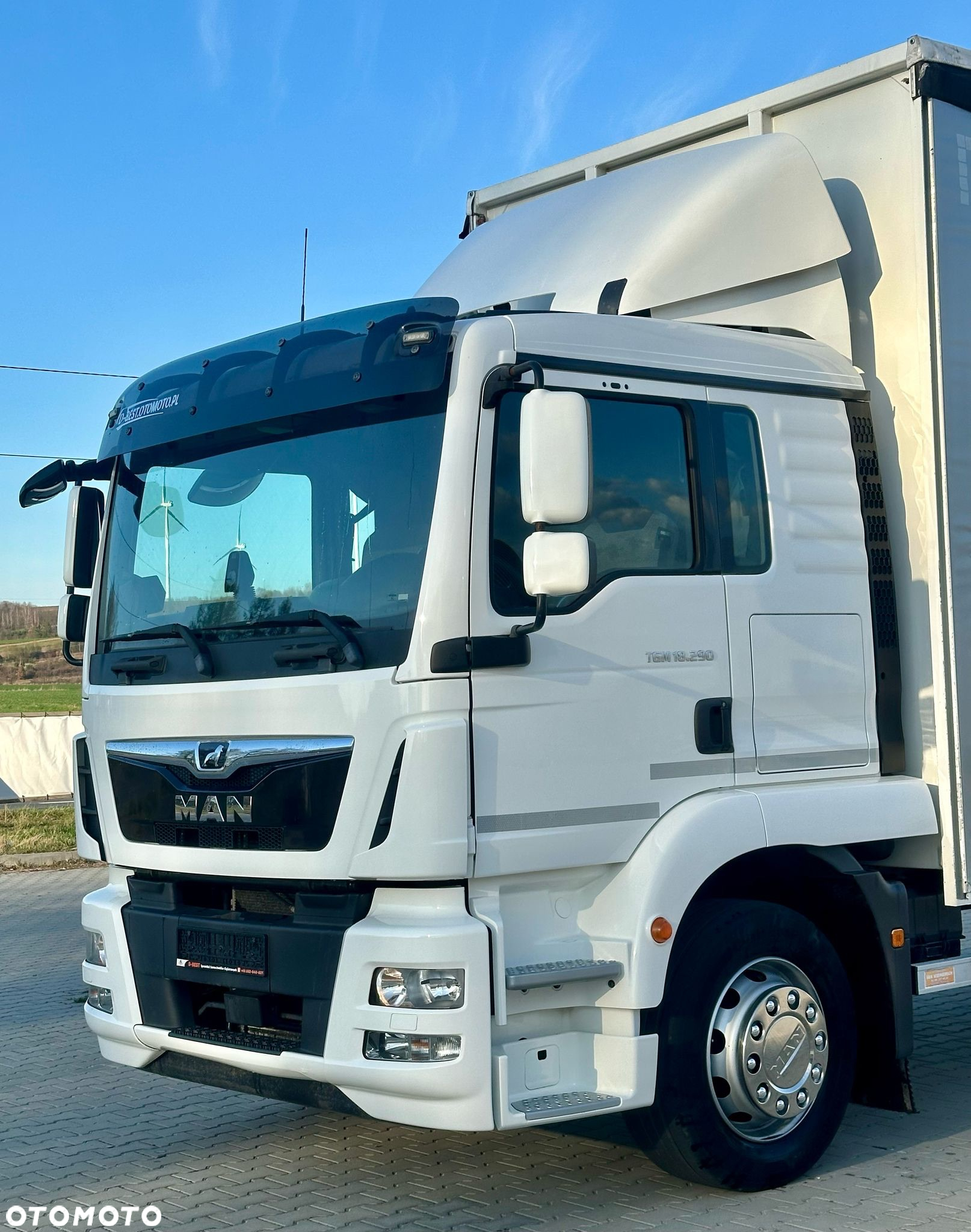 MAN TGM 18.290 / FIRANKA / WINDA / 22 EUROPALETY / AUTOMAT / SYPIALKA / 9 059 KG ŁADOWNOŚCI / NISKI PRZEBIEG / ZSUWANY DACH / EURO 6 - 6