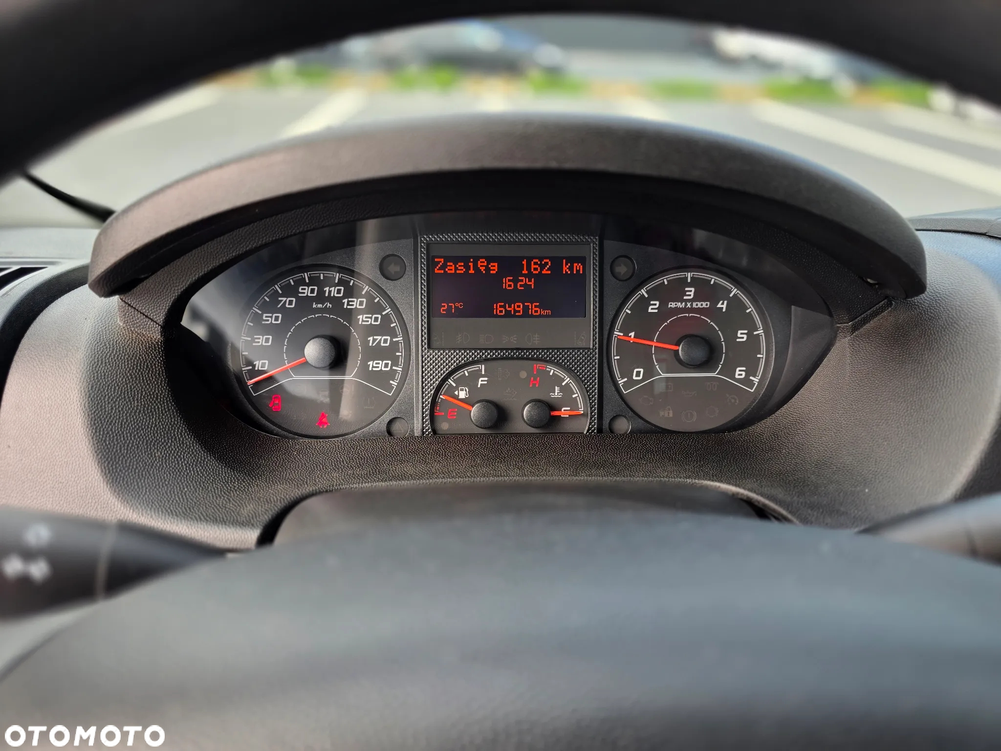 Peugeot Boxer 335 L2S 140KM Pickup Skrzynia BEZWYPADKOWY z Polskiego Salonu I SERWISOWANY I Pierwszy Właściciel i Jeden Kierowca I Wyjątkowo Ładny i Zadbany Egzemplarz I Polecamy i Zapraszamy - 26