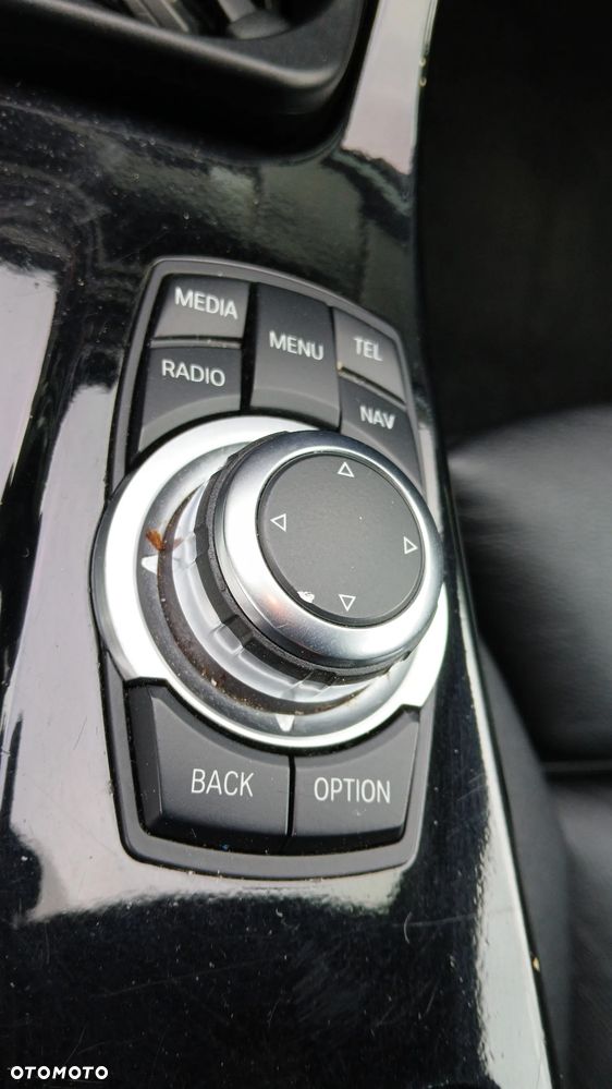 BMW Seria 5 528i Sport-Aut - 29