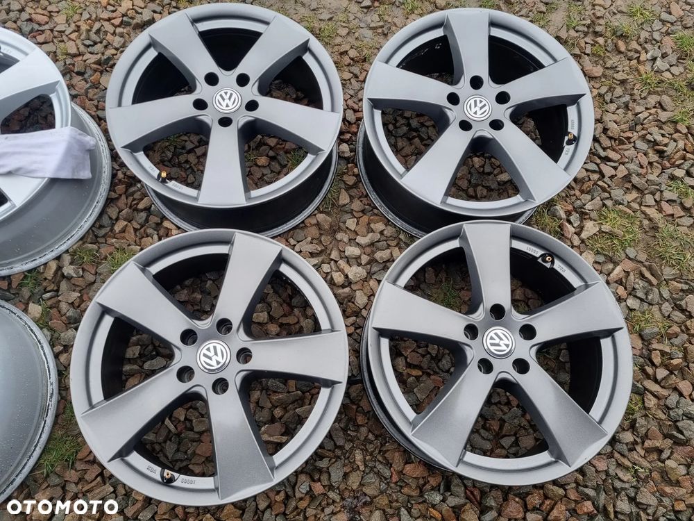 VW TIGUAN 5NA,PASSAT,AUDI Q3,SEAT,SKODA KODIAQ 7X18 ET38 5X112 super stan - 1
