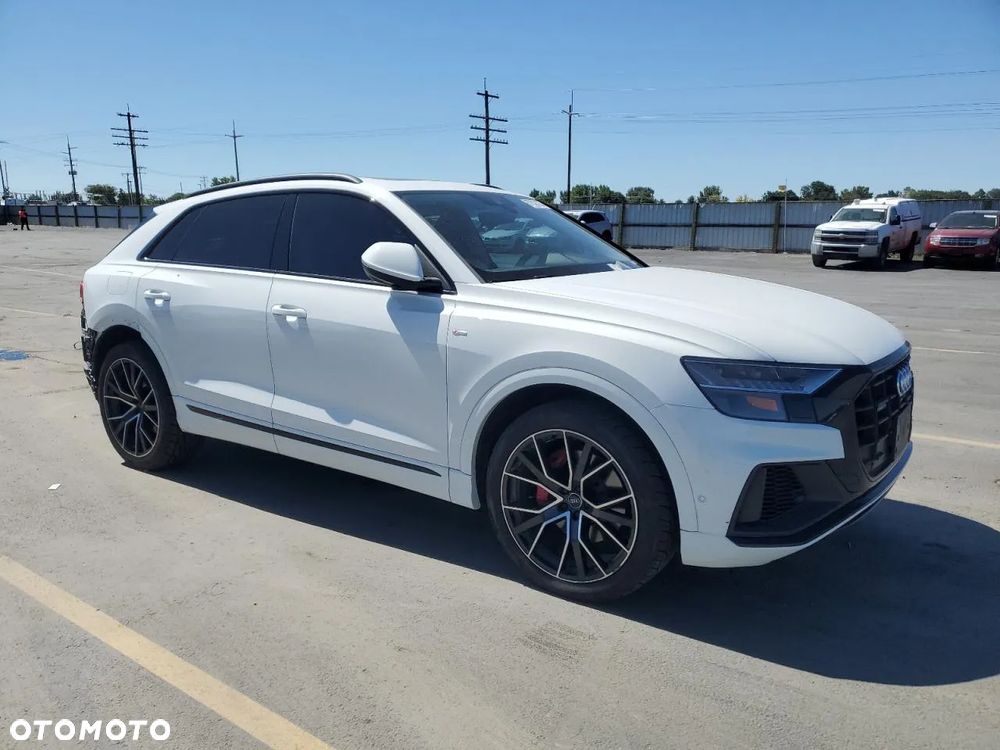 Audi Q8 55 TFSI quattro tiptronic - 5