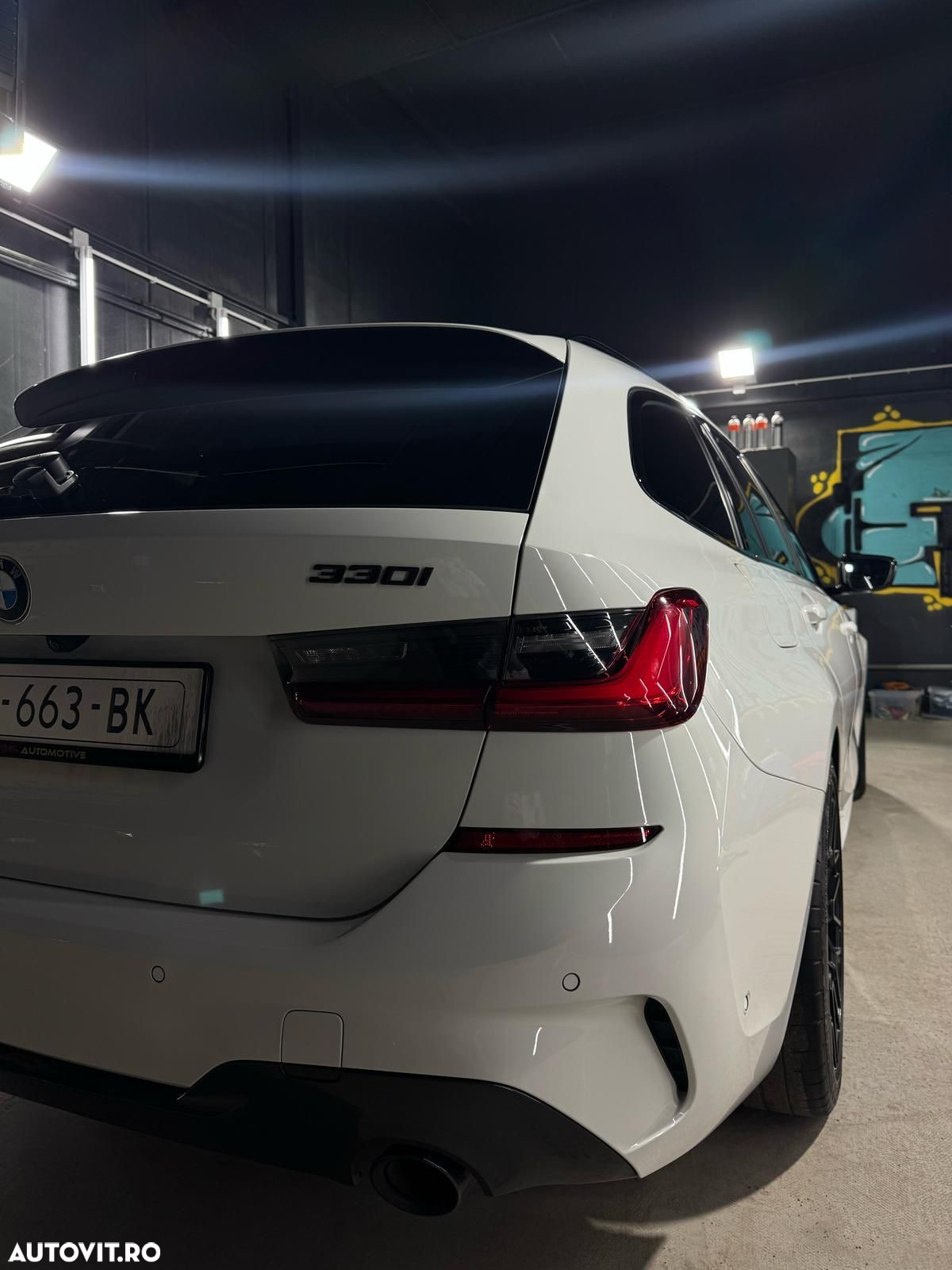 BMW Seria 3 330i AT - 2
