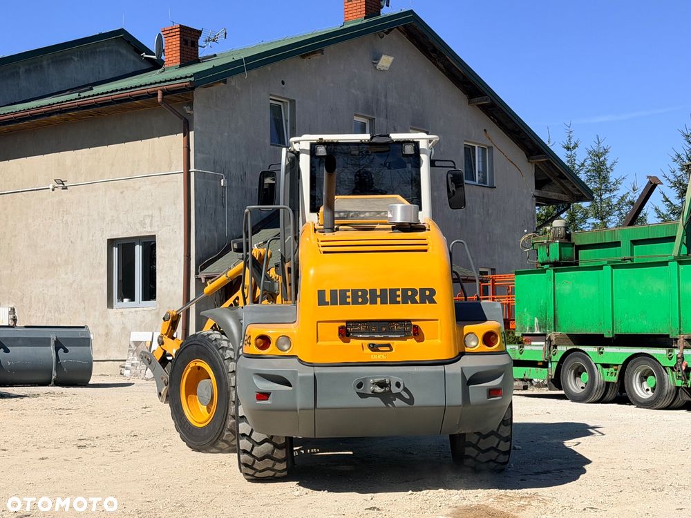 Liebherr Ładowarka Liebherr L524 KLIMA łyżka2,5m3+widły bezAdblue i Dpf szybkozłącze hydr. Cat Caterpillar 924K  924H  930K Volvo L60H / L70H Komatsu WA200-8 WA270-8JCB 426 427 - 5