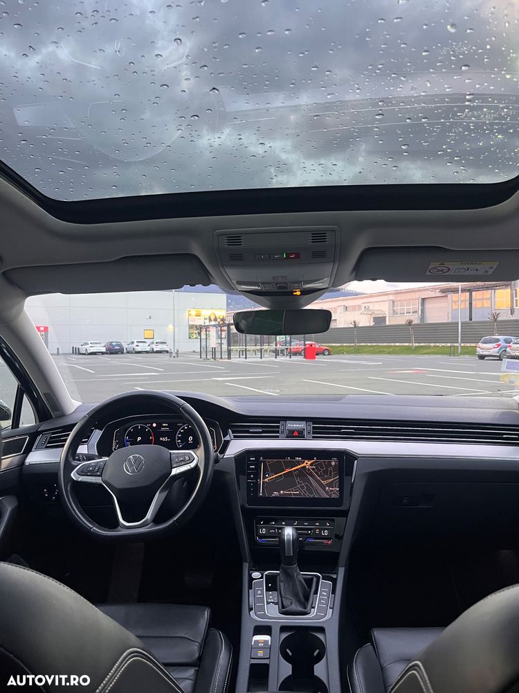 Volkswagen Passat 2.0 TDI SCR DSG Elegance - 9