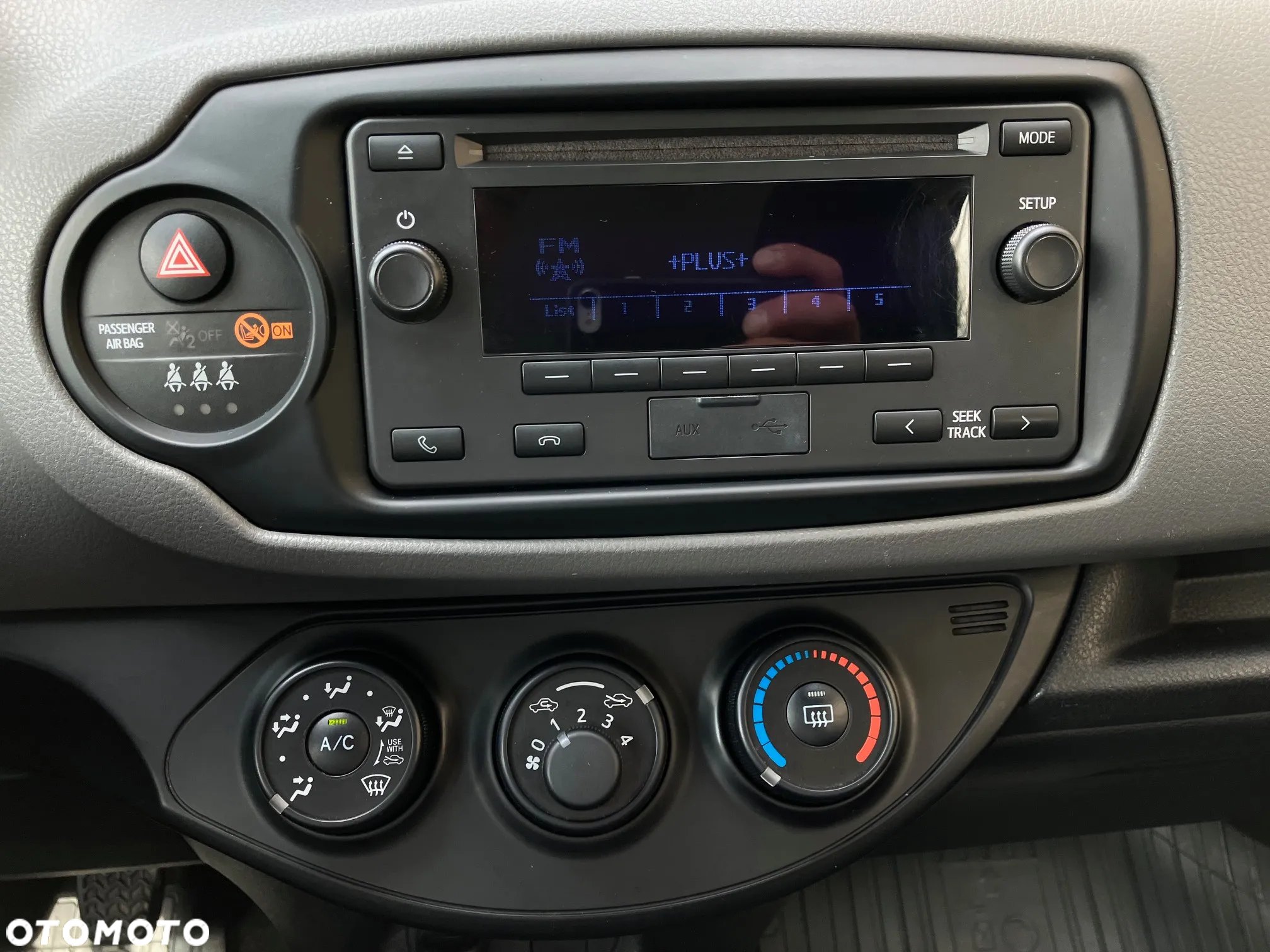 Toyota Yaris 1.5 Active - 17