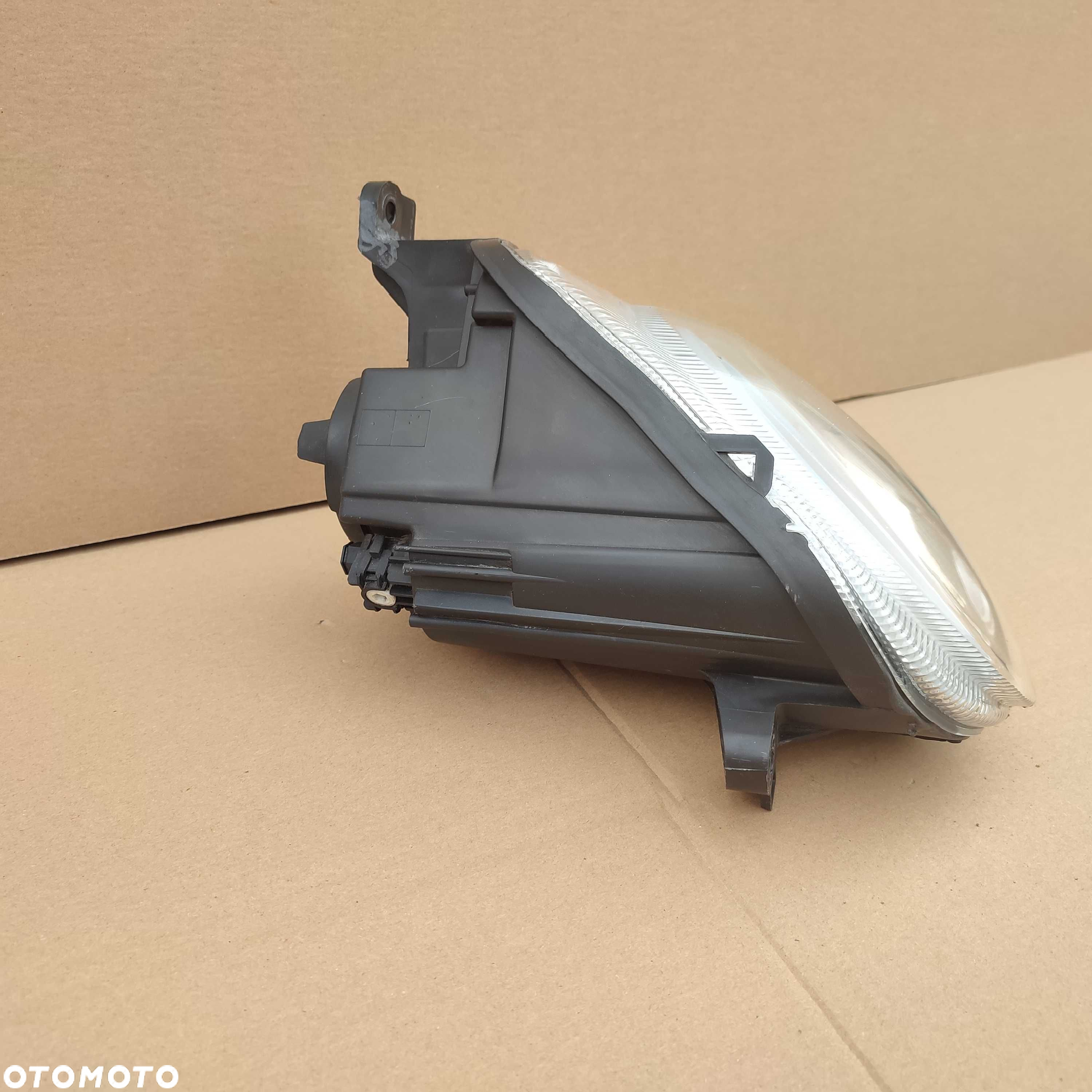 Fiat 500 lift  lampa lewa halogen zderzaka lewy oryginał Europa igła - 2