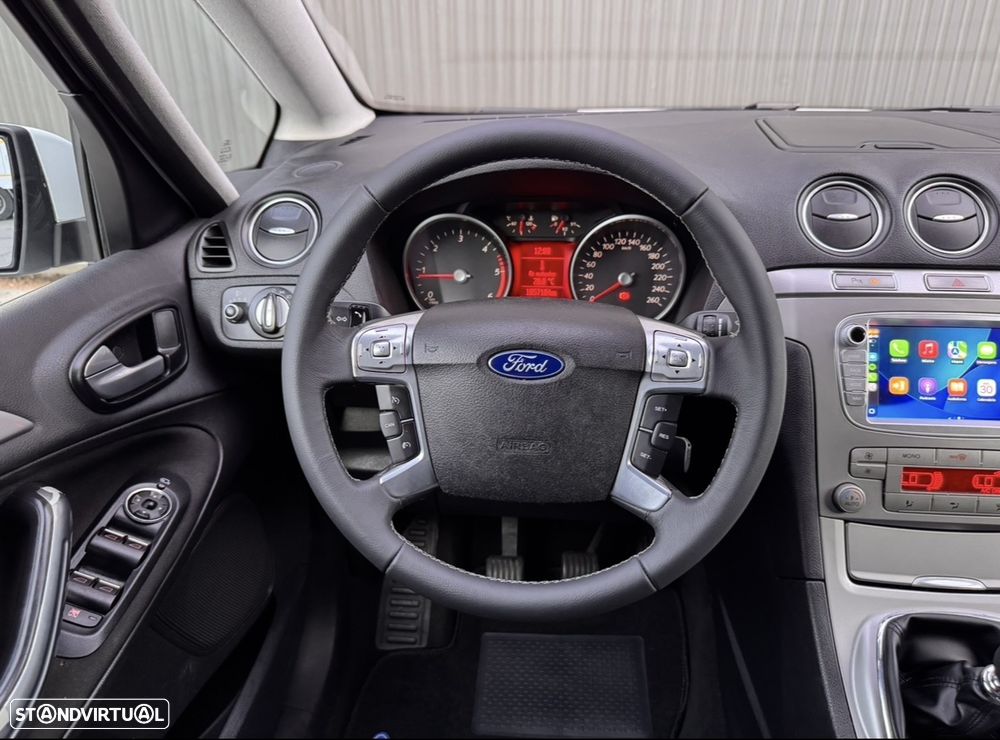 Ford S-Max 2.0 TDCi DPF Titanium - 15