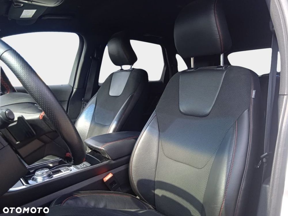 Ford Edge 2.0 EcoBlue Twin-Turbo 4WD ST-Line - 32